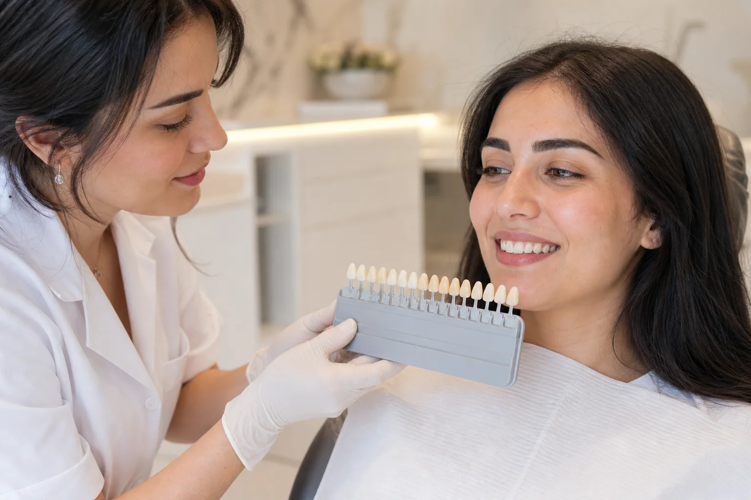 Hollywood Smile öncesinde diş renginin skala ile değerlendirilmesi